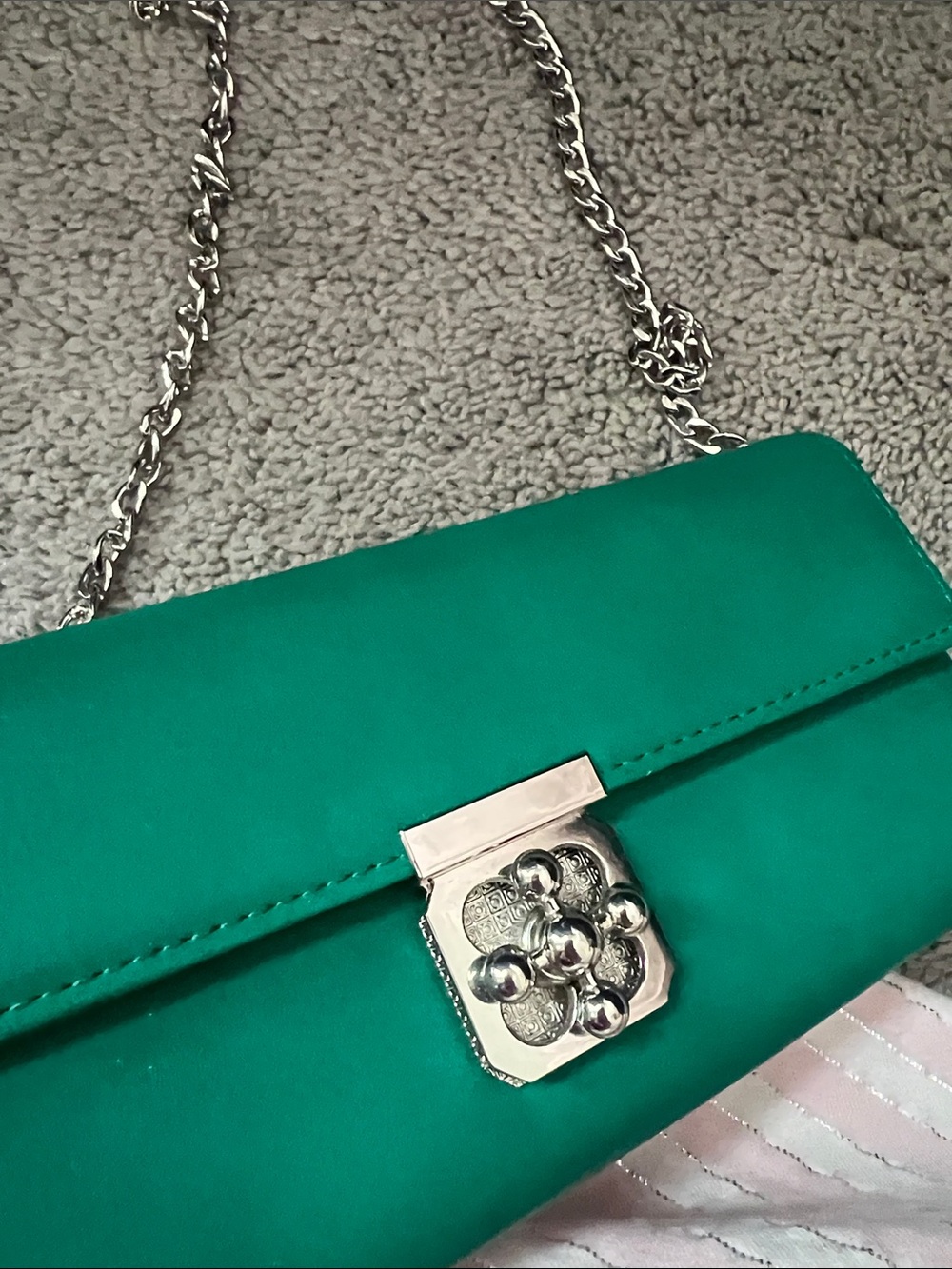 Green Cluth